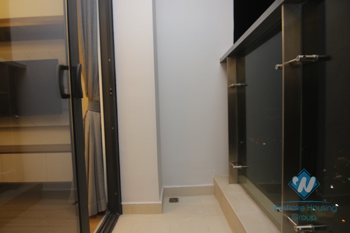 High floor two bedrooms apartment for rent in Vinhome Metropolis, Ba Dinh district, Ha Noi